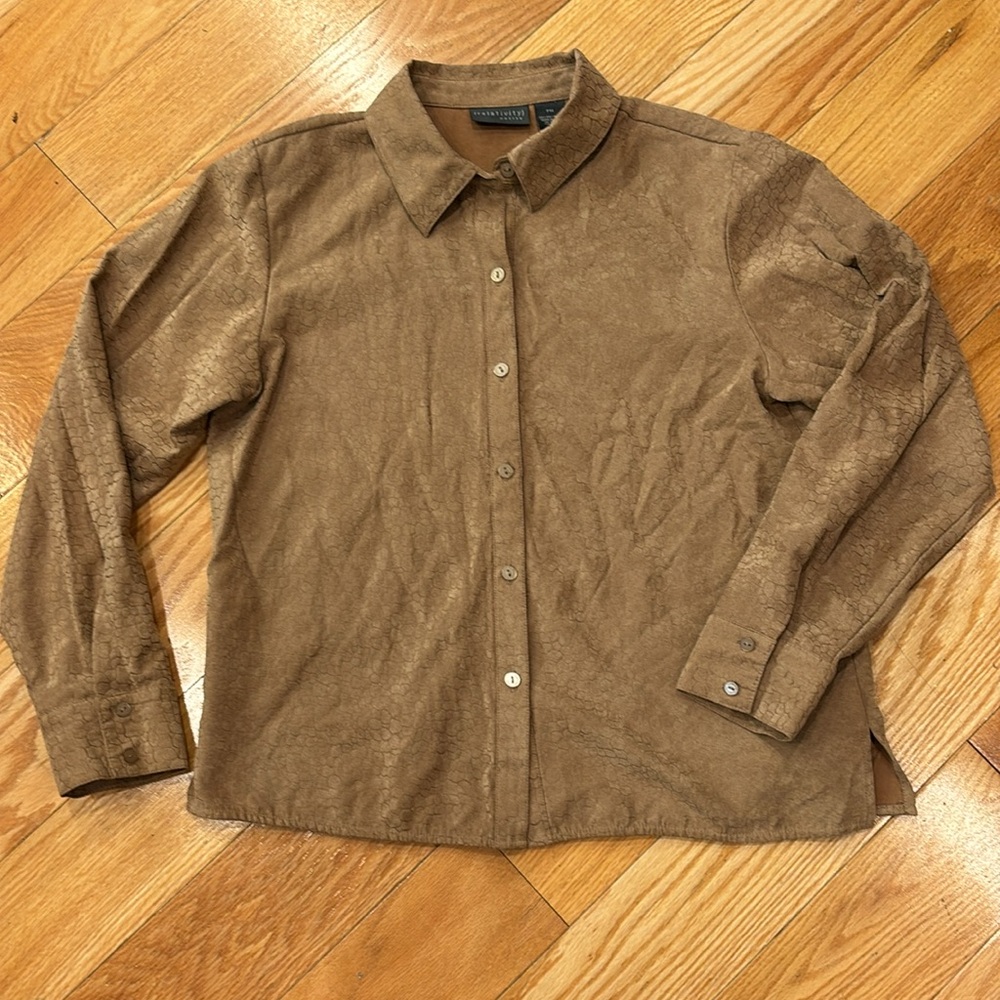 (Relativity) Petite embossed ultra sued shirt